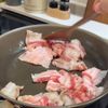 ニンニクごま油香る【ナスと豚バラの旨辛ぶっかけうどん】の工程2