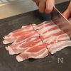 焼肉屋さんの味！やみつきネギ塩豚丼の工程1