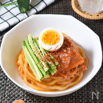 ピリッと甘辛♪簡単すぎる麺料理【ビビンうどん】