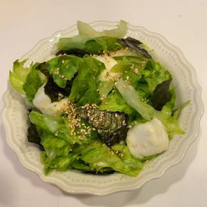 みわの作ってみた!投稿(レタスとはんぺんのチョレギ風塩麹サラダ)