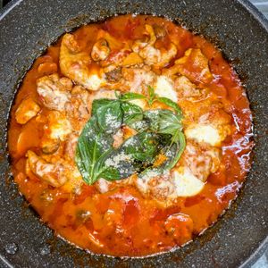 joe sanの作ってみた!投稿(ダブルチーズの鶏肉のトマトチーズ煮)