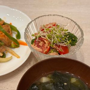 すじのこの作ってみた!投稿(トマトとブロッコリー《味噌ぽん♡ツナサラダ》)