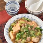 チンゲン菜と厚揚げ豆腐のそぼろあん