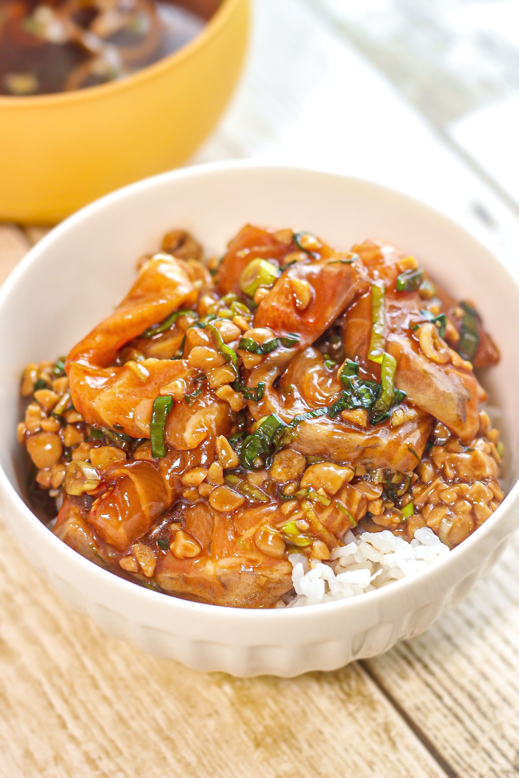 ★スタミナ丼★ブラウン　写真　おしゃれ　小物　アクセサリー　カラビナ 5分で激うま！サーモンのスタミナ丼！やみつきご飯泥棒！！ | レシピ