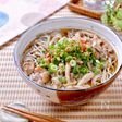 レンジで楽々！『豚ときのこの甘辛胡麻だくそば』