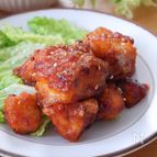 〈豚肉の唐揚げ〉歯ごたえと甘辛いタレがたまらない！ご飯爆進み