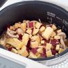 【秋の味♡】さつまいもとキノコの味噌バターごはんの工程4