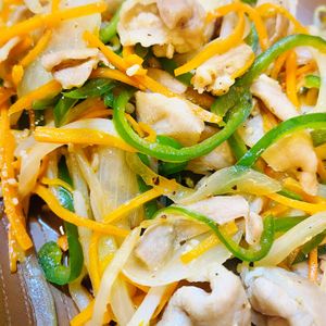 みおの作ってみた!投稿(【豚バラ肉の旨塩野菜炒め】ご飯が進むスピードおかず♪)