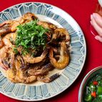 ベトナムのビール買ったら作るやつ。塩焼き川海老と大葉ソース