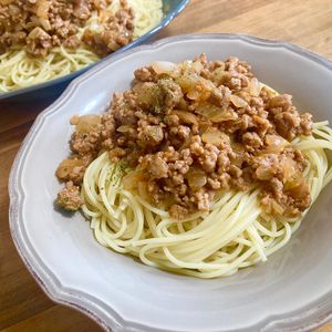 ゆかりの作ってみた!投稿(【ガーリックトマトのミートソースパスタ】身近な調味料で♪)