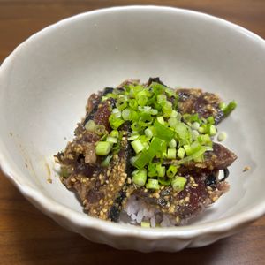 こむぎの作ってみた!投稿(【鰹のねぎごまポン酢丼】5分で出来るさっぱり丼)