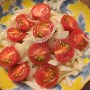 たりおの作ってみた!投稿(トマトと新玉ねぎのマリネ)