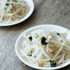 もやしとわかめの塩麴和え