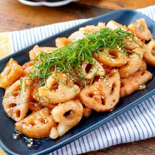 シャキシャキ食感がやみつき♡【蓮根めんつゆバター】秋おかず☆