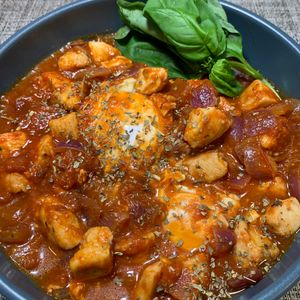 楽ラク手抜キッチン🐶🐾の作ってみた!投稿(【チキンと半熟たまごのトマト煮】虜になるおいしさ…♡)