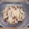 ほうれん草ときのこの♪和風梅おろしポン酢和え😋の工程2