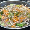 100万再生!【ワンパンビビンバ丼】の工程3
