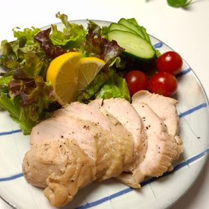 とのちゃまの作ってみた!投稿(サラダチキン風♡レモンペッパーチキン(鶏ハム)【#作り置き】)