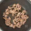 かぼちゃと豚こま《甘辛♡ごま照り焼き》の工程2