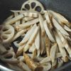牛肉とごぼうの梅しぐれ煮の工程2
