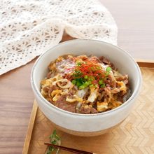 「牡蠣だし醤油で」うま味★牛たま丼