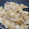 絶品スピード主食♪【ネギ塩豚炒飯】の工程3