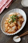 「新玉ねぎと鶏むね肉の甘辛コチュジャン炒め」食材二つ◎簡単◎