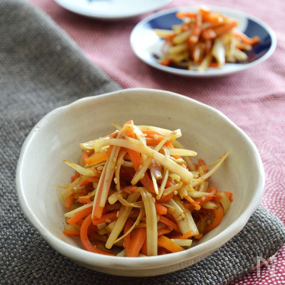 ウドと人参のきんぴら。香りの良い、春の常備菜。おつまみにも！