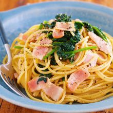 『ほうれん草とベーコンの和風パスタ』絡めるだけ♪