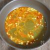 とろとろ〜っ♡【カニカマとえびの天津飯】の工程2