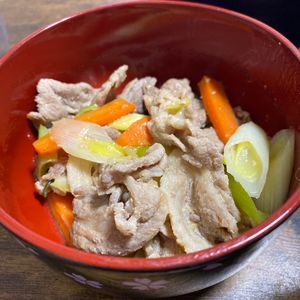ゆーなの作ってみた!投稿(ワンパン10分！【豚肉と玉ねぎの味噌炒め】ご飯進む♩)