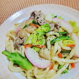 ヴェルの作ってみた!投稿(焼きそば麺で簡単５分♪
絶品焼きちゃんぽん)