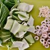 【チンゲン菜と豚の甘辛味噌炒め】オイスターが隠し味♪の下準備