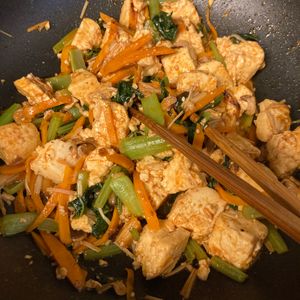 524389の作ってみた!投稿(【豆腐と野菜の韓国風炒め】コチュジャンで旨辛♪ご飯に合う)