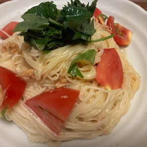 SNOOPY♡の作ってみた!投稿(＼リピート必至！／大葉香るトマトツナそうめん（にんにく風味）)