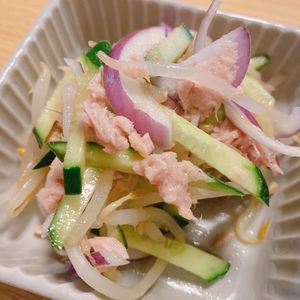 ロッタの作ってみた!投稿(レンジで簡単【もやしときゅうりの中華風ツナサラダ】節約おかず)