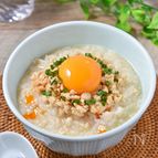 卵黄とろ～り♪鶏そぼろ親子粥│高たんぱく＆食べ応え◎