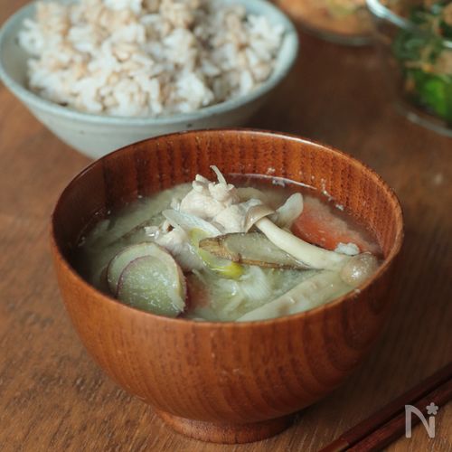 美容効果を高めた豚汁/腸活、美肌