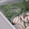 ほうれん草と鶏肉の豆乳カレースープの下準備
