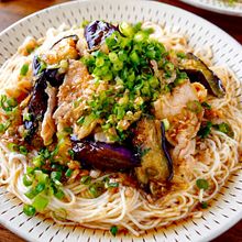 【豚バラ茄子の香味だれそうめん】さっぱりスタミナ夏バテ知らず