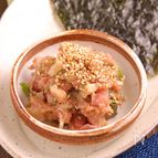 まぐろのたたきでトロたく風『たくあんと韓国海苔が旨うま♪』