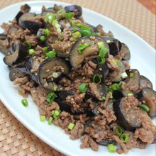 【冷凍ナス】コリコリ食感!なすの甘辛ひき肉炒め