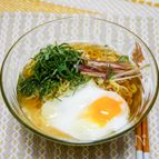 薬味たっぷり温玉冷やしラーメン