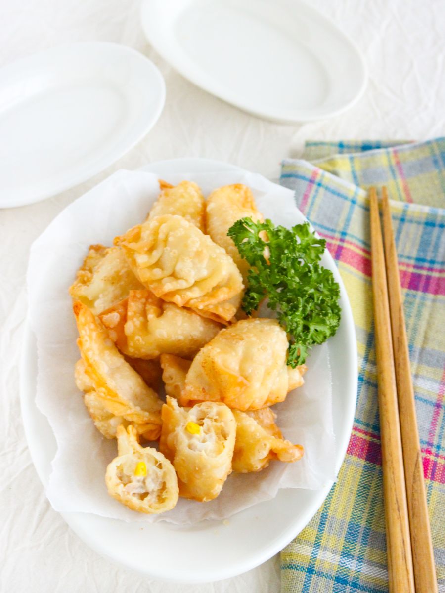 お弁当にも とろ りチーズ入り ツナマヨコーンの揚げ餃子 レシピサイト Nadia ナディア プロの料理家のおいしいレシピ