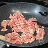 ワンパンで失敗なし！豚こまと厚揚げのポン酢オイスター炒めの工程3