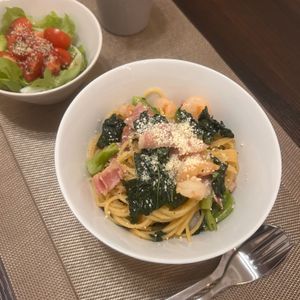 JCOの作ってみた!投稿(【別ゆでなし簡単ワンパン】ブロッコリーとベーコンのパスタ)