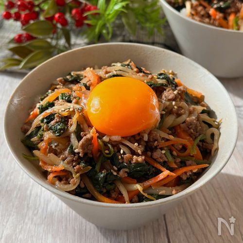 サクッと作れる♩そぼろビビンバ丼