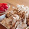 本鶏だしでごちそう！鶏ときのこのパエリヤの工程2