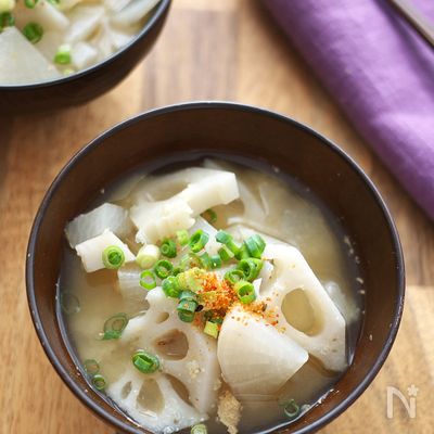 【ぽかぽか・腸活に!】れんこんと大根の生姜味噌汁