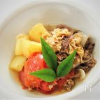 湯葉入りトマト肉じゃが（ストウブ料理）